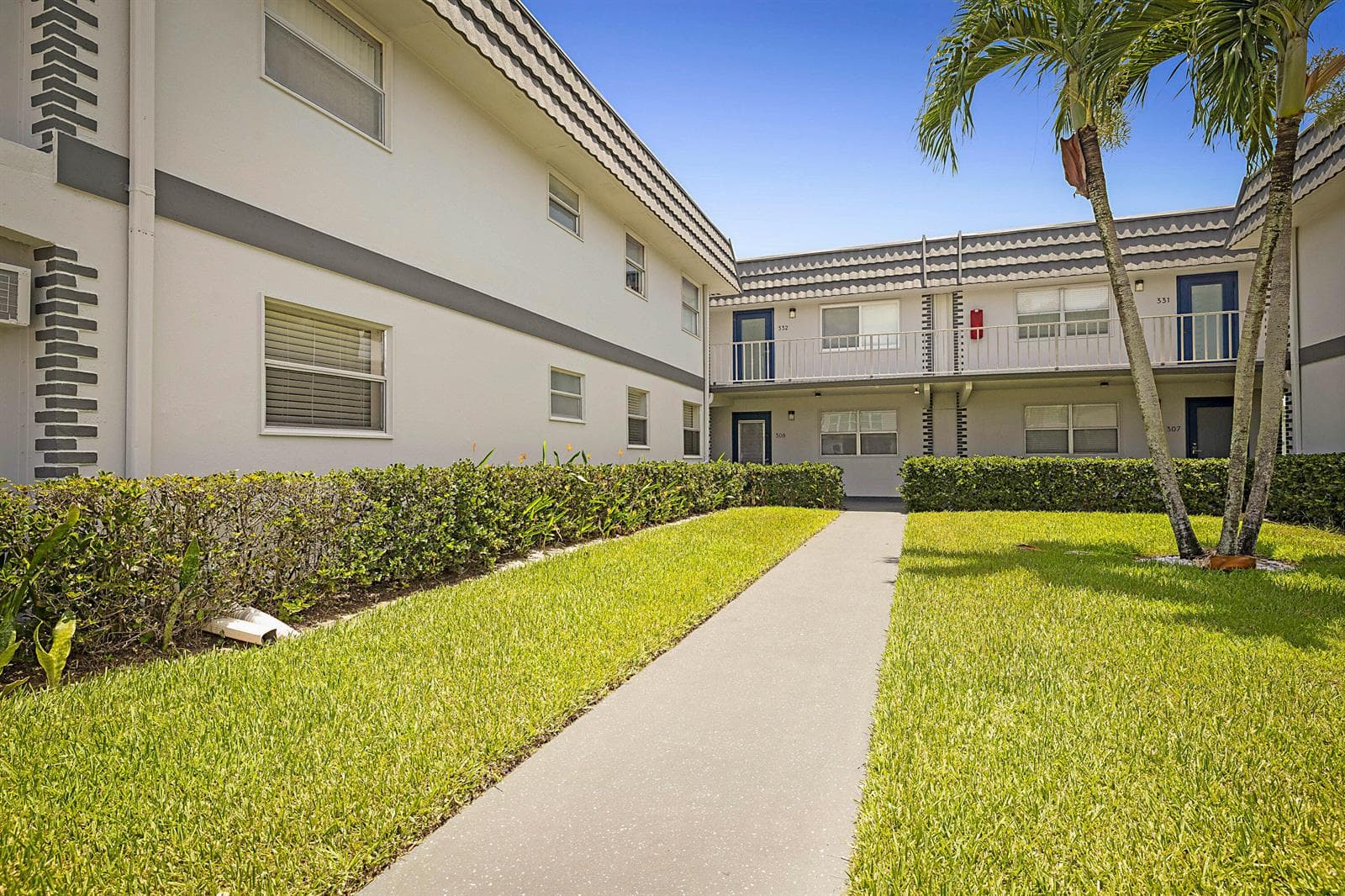 Condo at 308 Saxony G, Delray Beach, FL