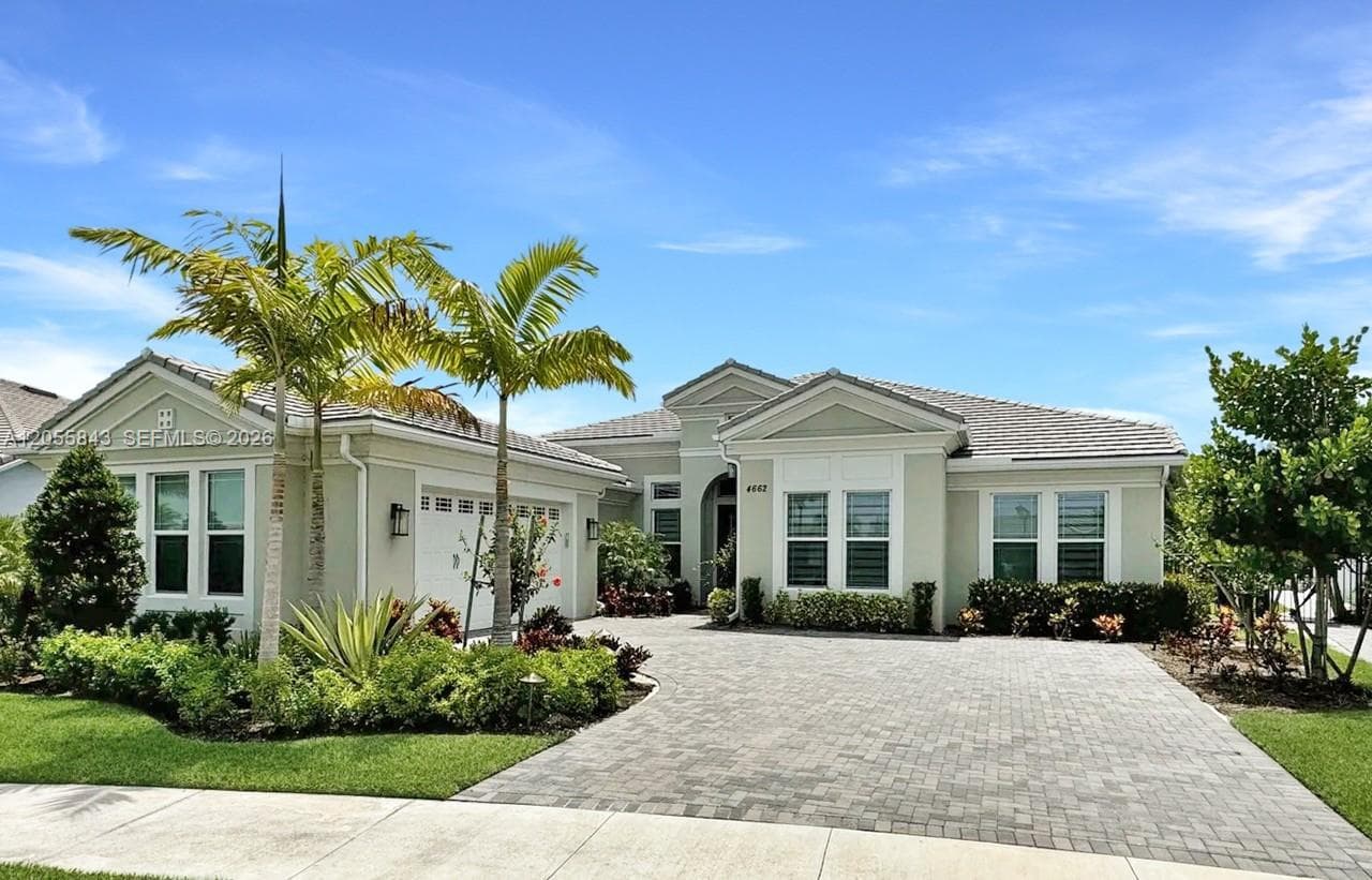 Single-family home at 4662 Estates Cir, Westlake — photo 1