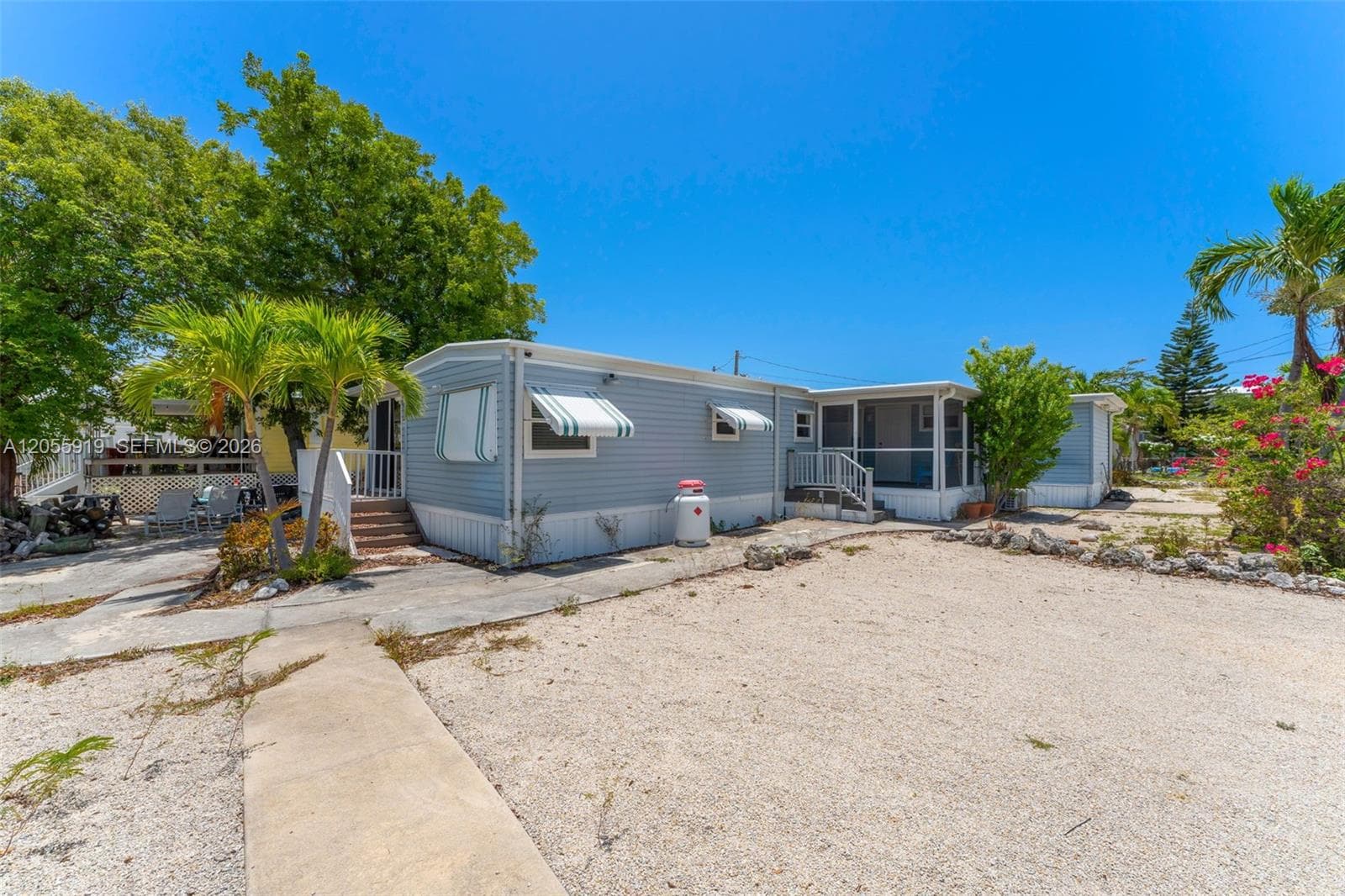 Mobile home at 59733 Paradise Pl, Marathon — photo 3