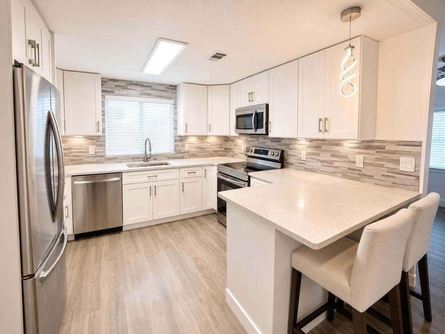 Home at 282 NW 54th Street NW, Deerfield Beach, FL