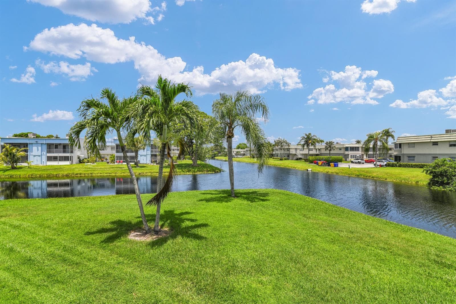 Condo at 359 Saxony Trail, Delray Beach, FL