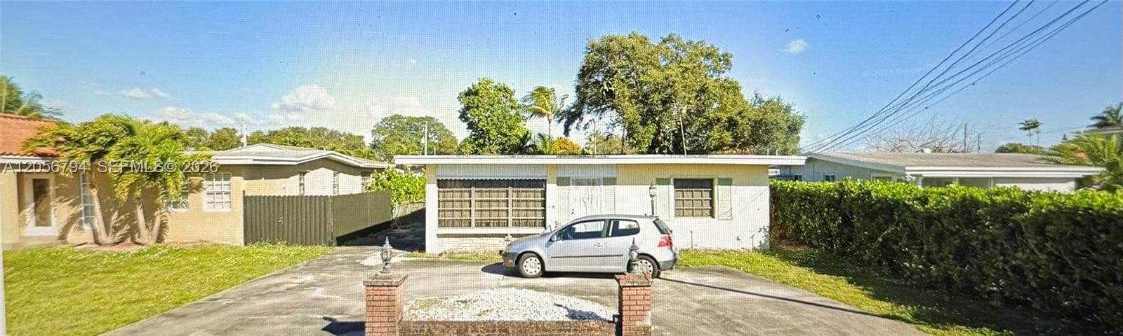 Single-family home at 6447 SW 32nd St, Miami — photo 1