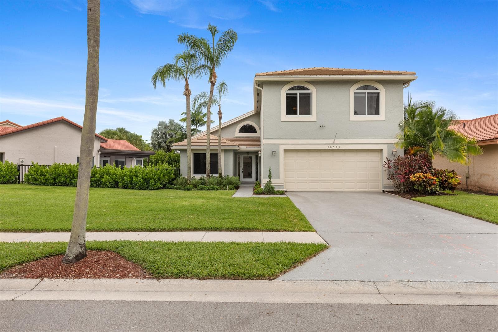 Single-family home at 10654 Santa Laguna Drive, Boca Raton, FL