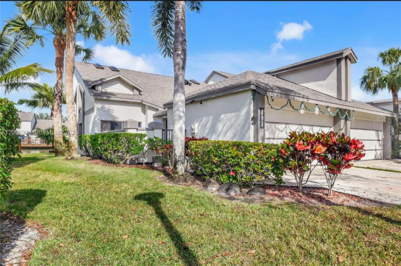 Townhouse at 802 Landings Blvd, Green Acres, FL