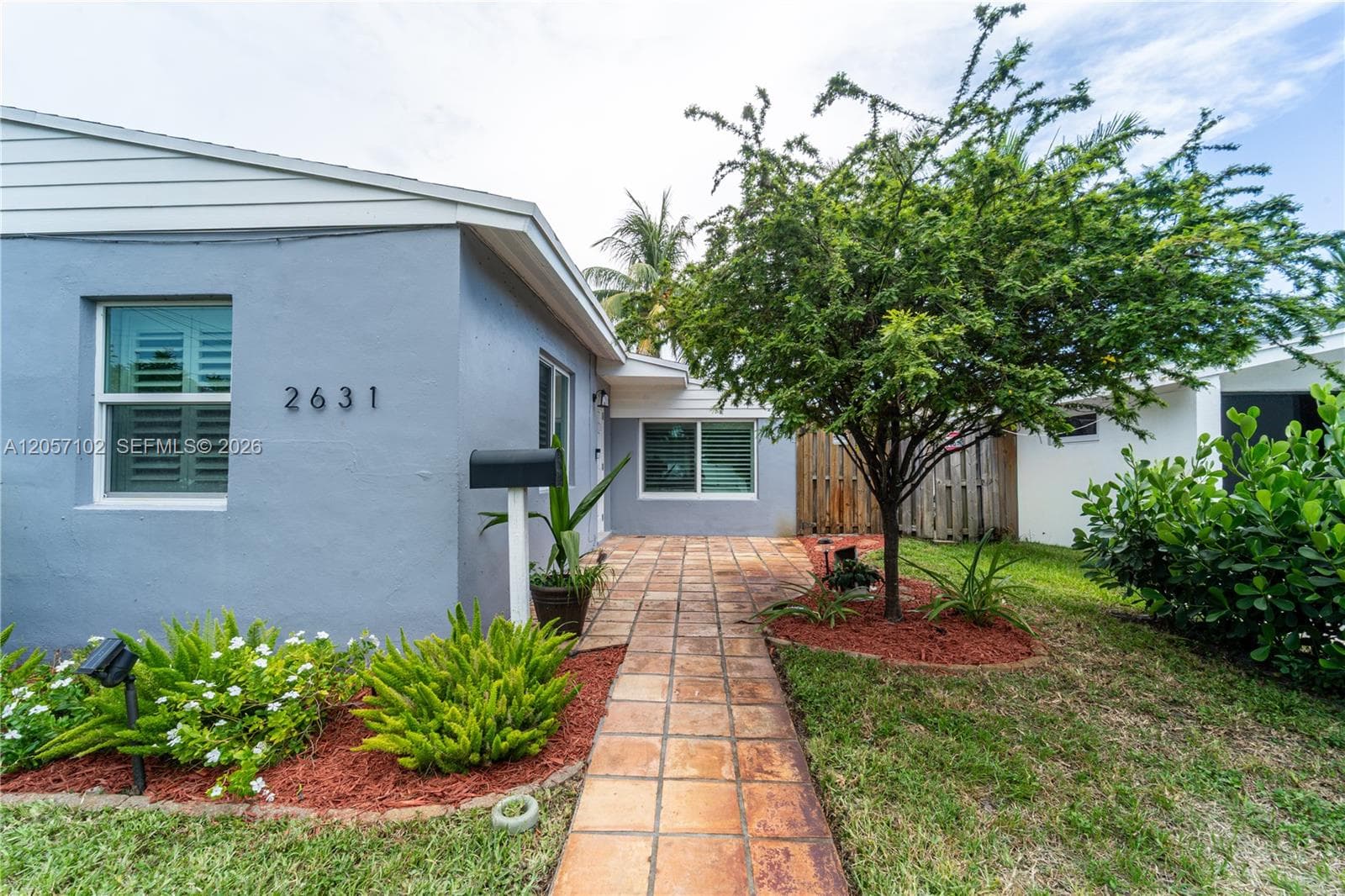 Single-family home at 2631 Thomas St, Hollywood — photo 1
