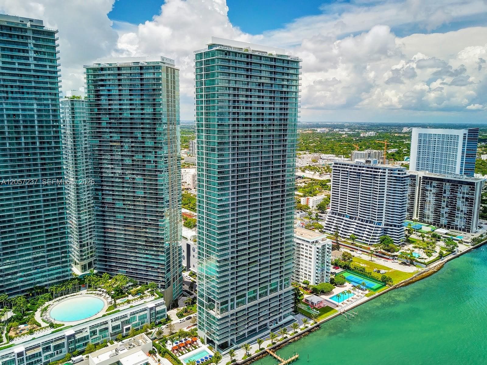 Condo at 3131 NE 7th Ave, Miami — photo 2