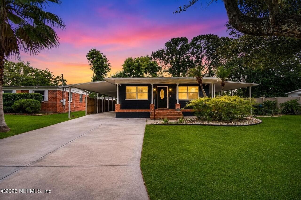 Single-family home at 6419 E BALLEJO Court N, Jacksonville, FL