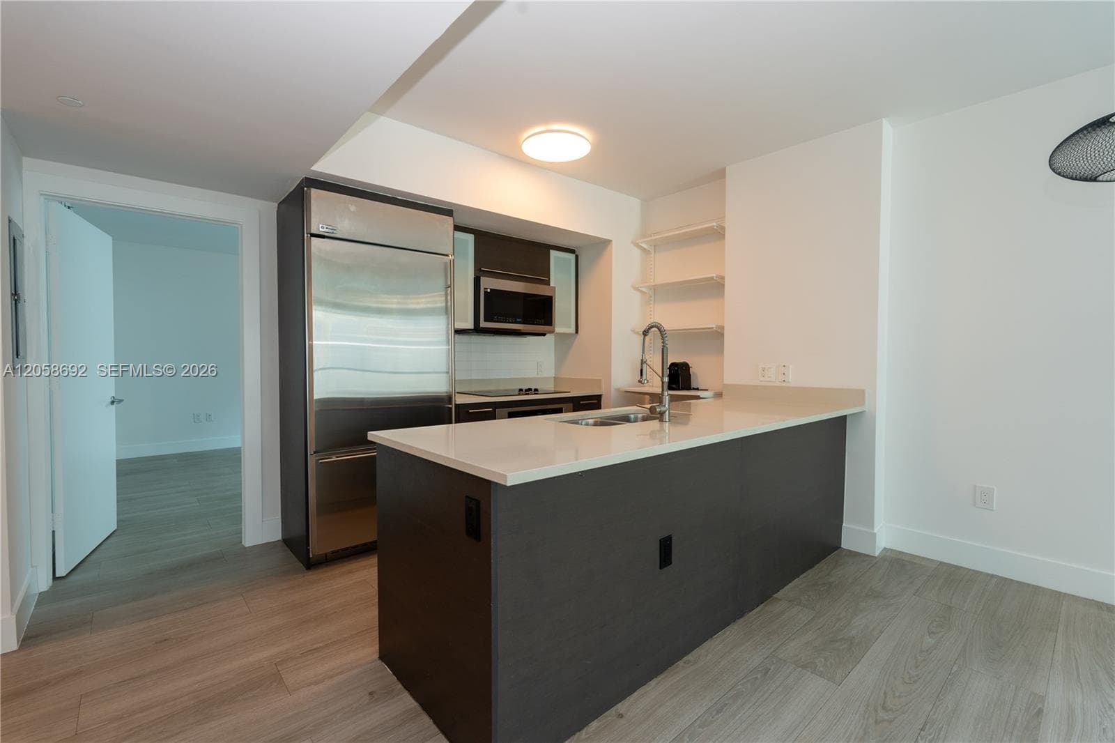 Condo at 500 Brickell Ave, Miami — photo 3
