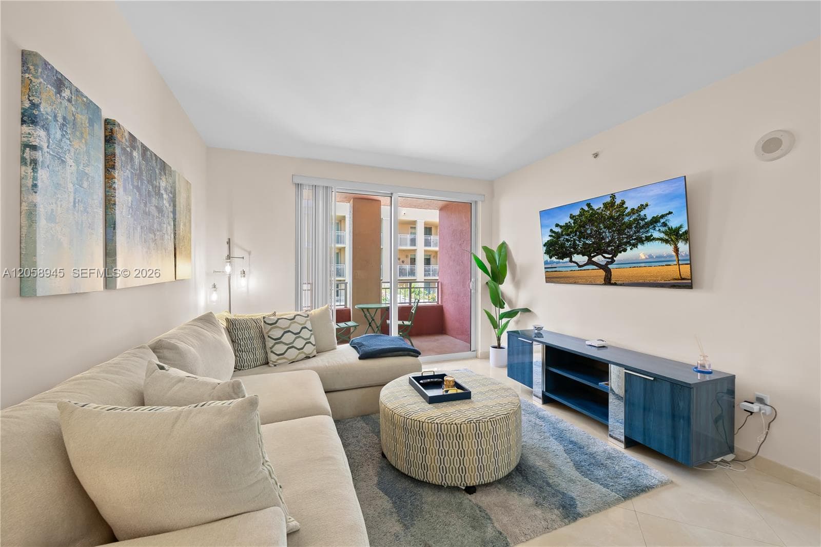 Condo en 7355 SW 89th St, Miami — foto 2
