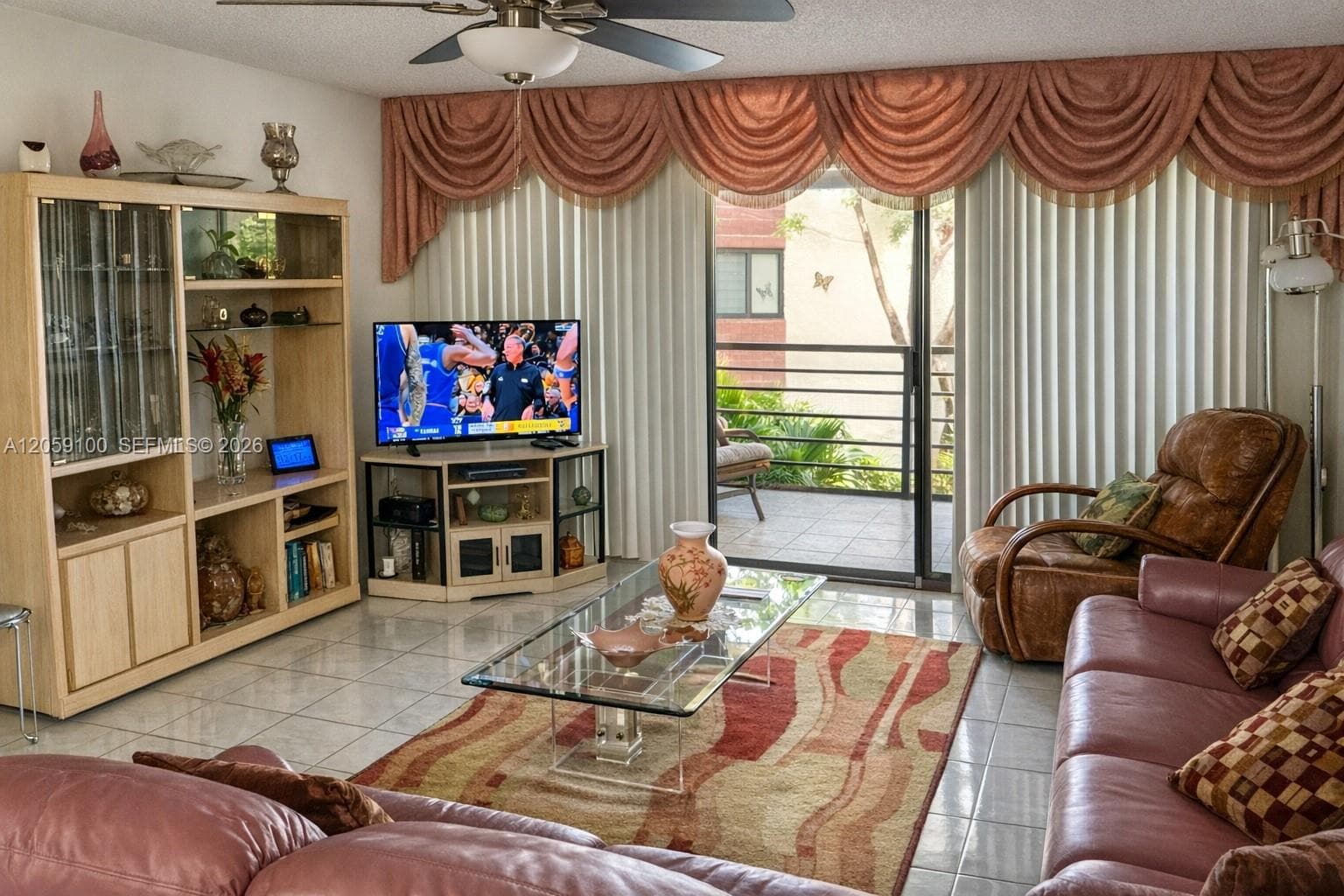 Condo at 20851 San Simeon Way, Miami, FL