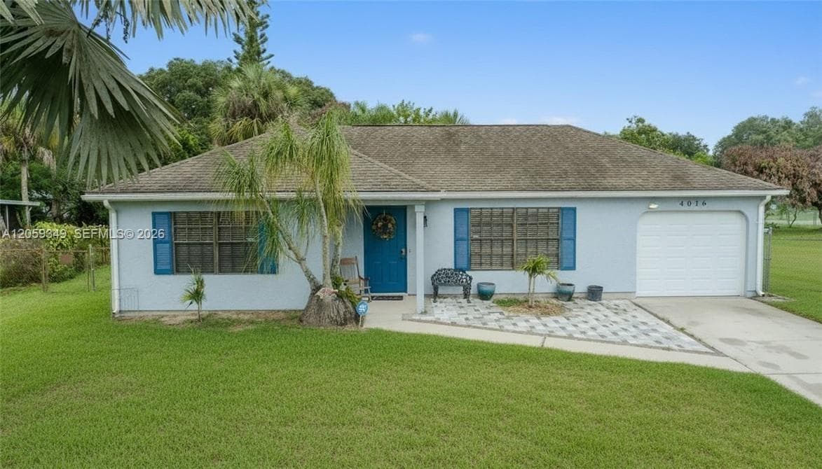 Single-family home en 4016 E Sunflower Circle, La Belle — foto 1