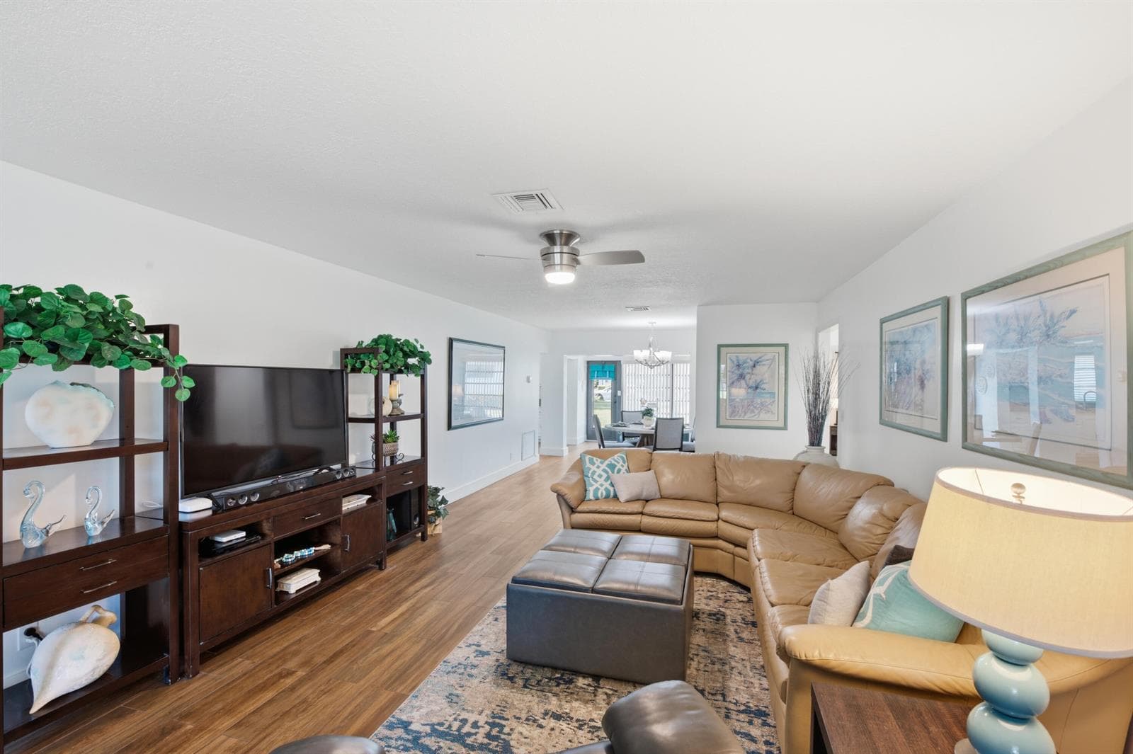 10325 living front to back