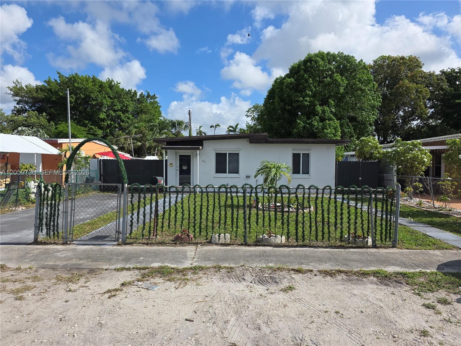 Single-family home at 651 E 48th St, Hialeah — photo 1