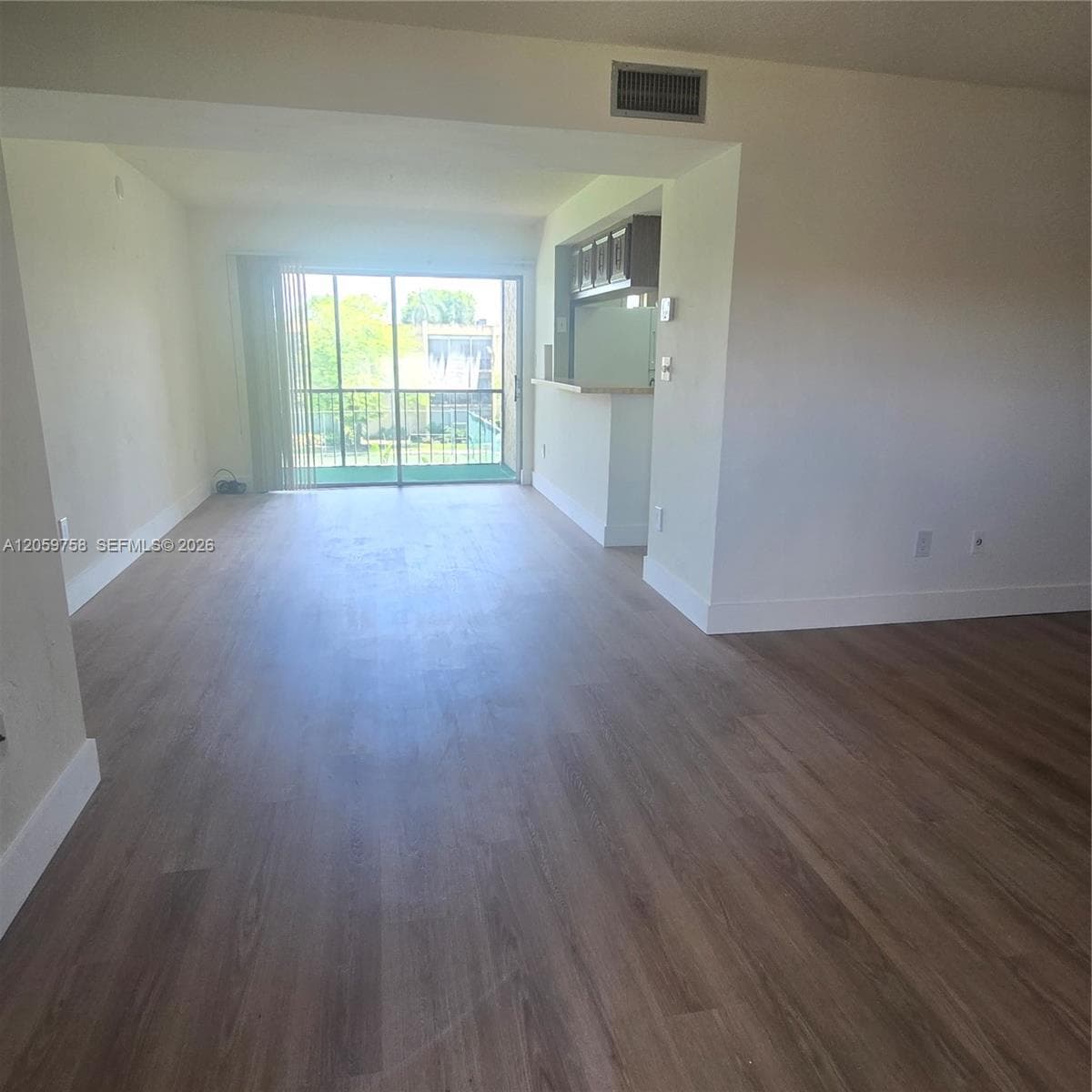 Condo at 8401 SW 107, Miami — photo 2
