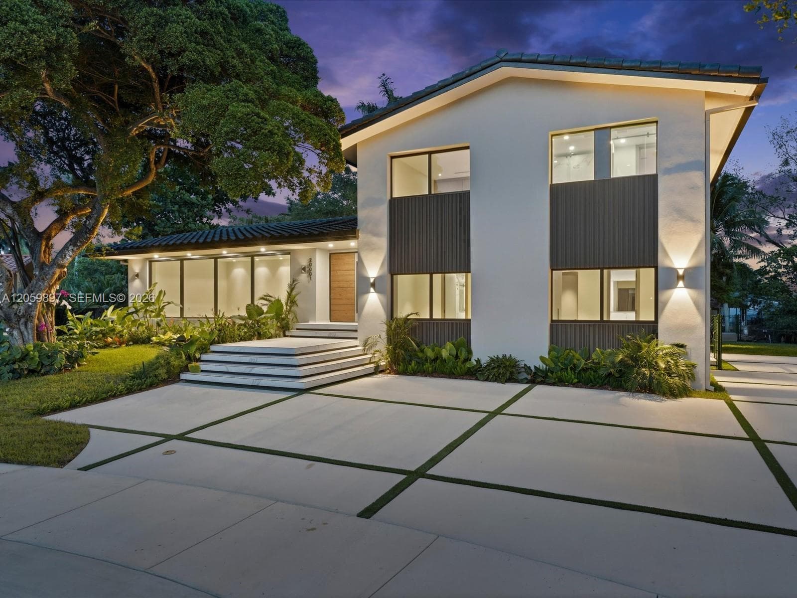 Single-family home at 20001 NE 25th Ave, Miami, FL