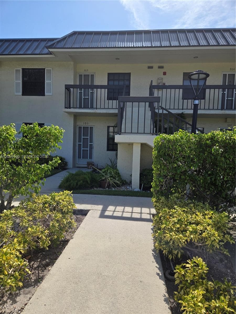 Condo en 3020 Florida Blvd, Delray Beach — foto 1