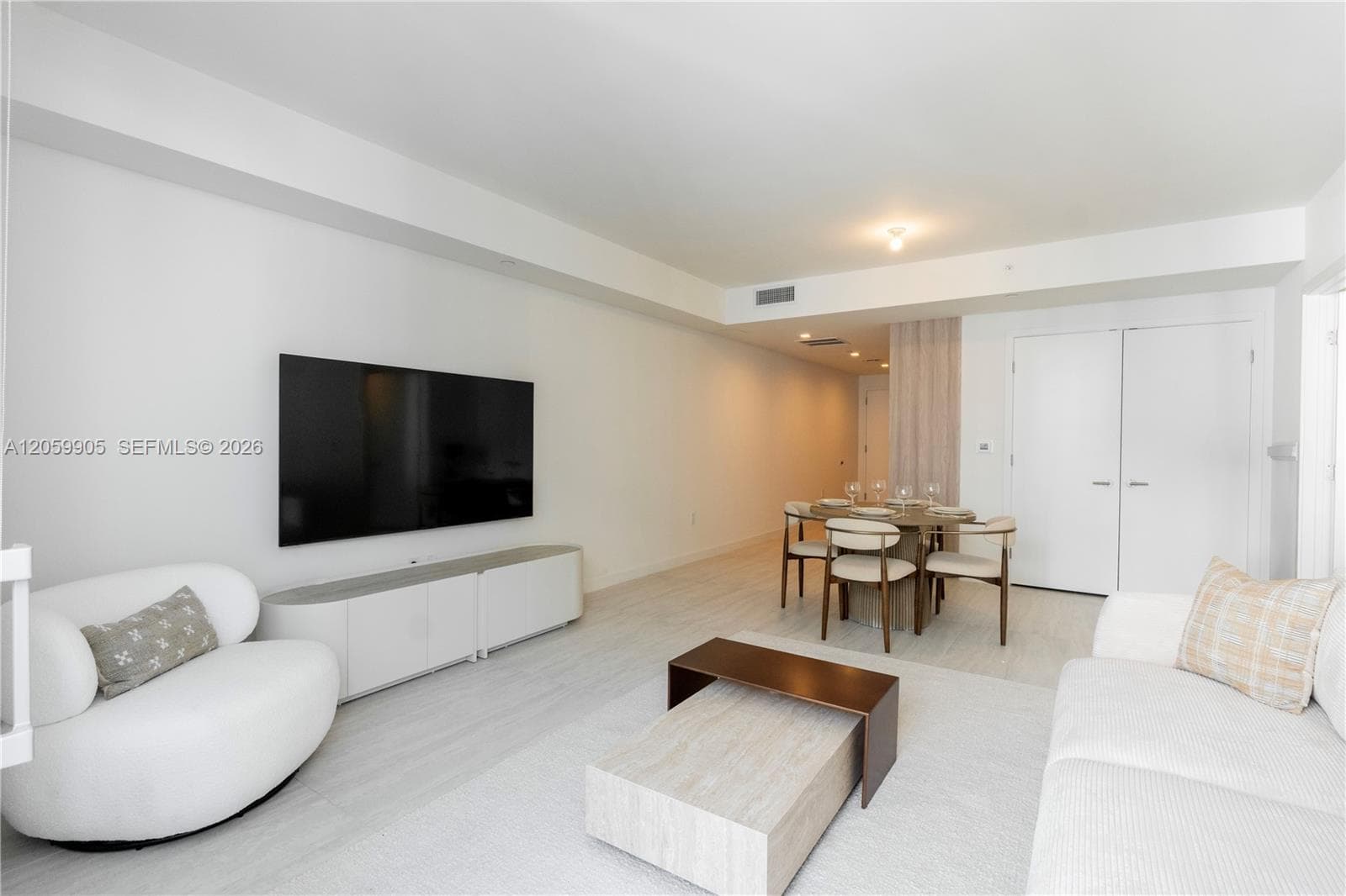 Condo en 77 SE 5TH ST, Miami — foto 3