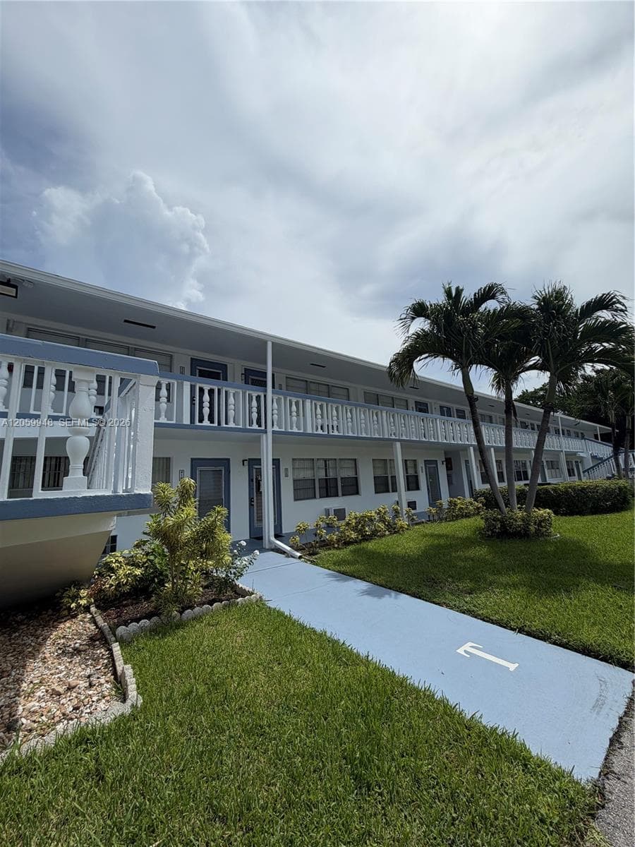 Condo at 421 Tilford T, Deerfield Beach — photo 1