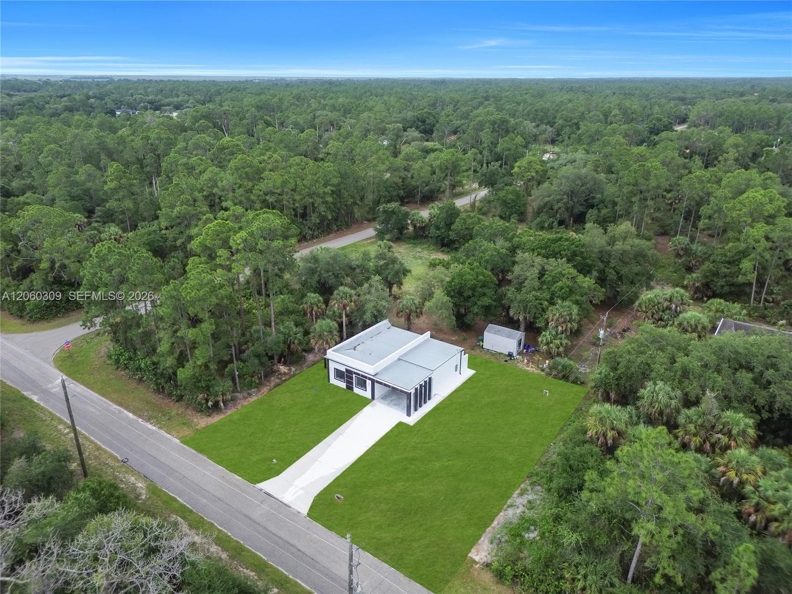 Single-family home at 3304 E 15th St, Lehigh Acres — photo 3