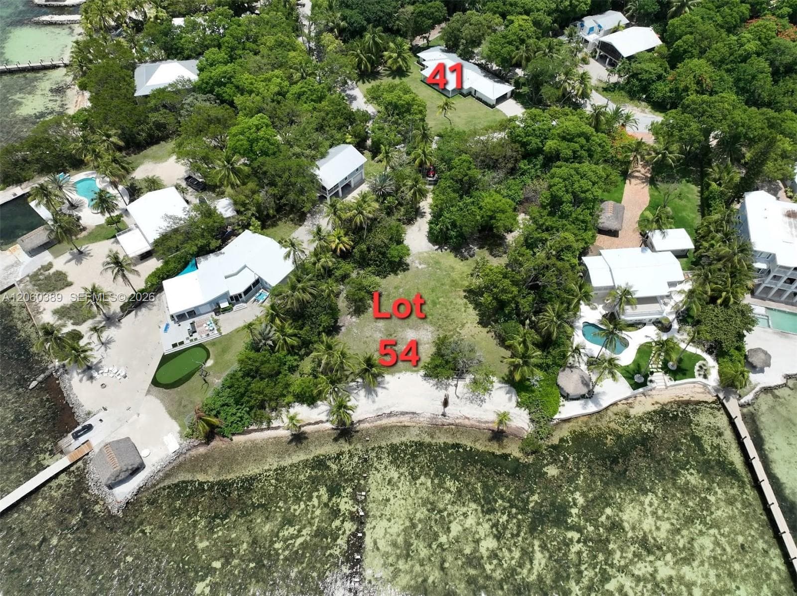 Single-family home at 41 Sunset Rd, Key Largo, FL