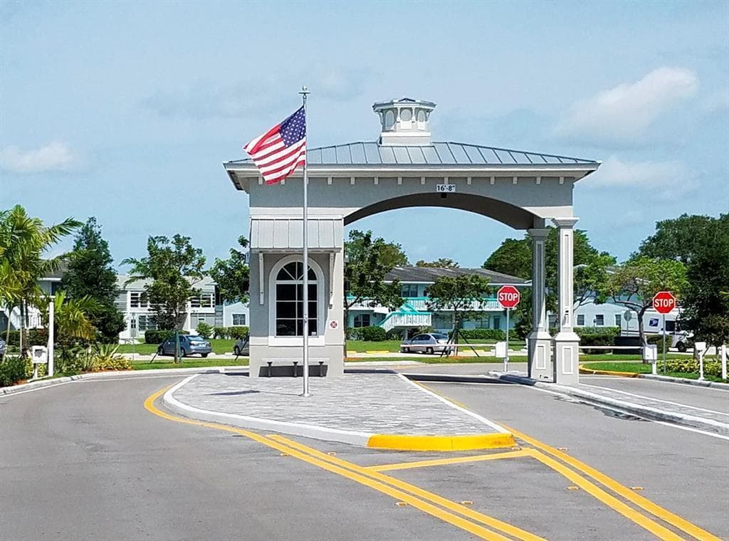 Condo at 327 RICHMOND C, Deerfield Beach, FL