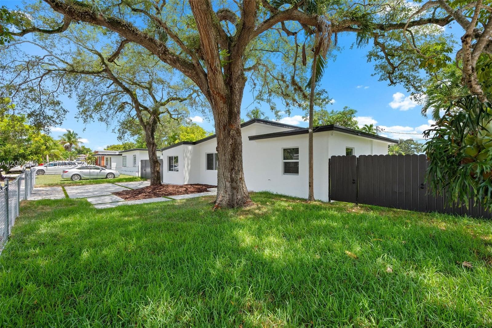 Single-family home at 35 Allen Rd, West Park — photo 3