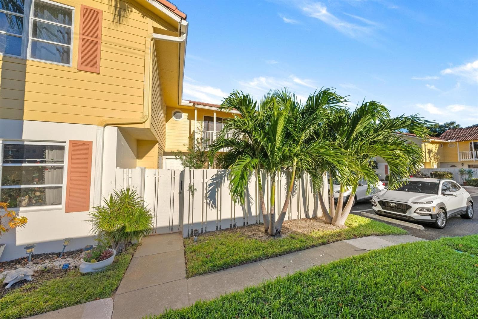 Townhouse at 169 Seabreeze Circle, Jupiter, FL