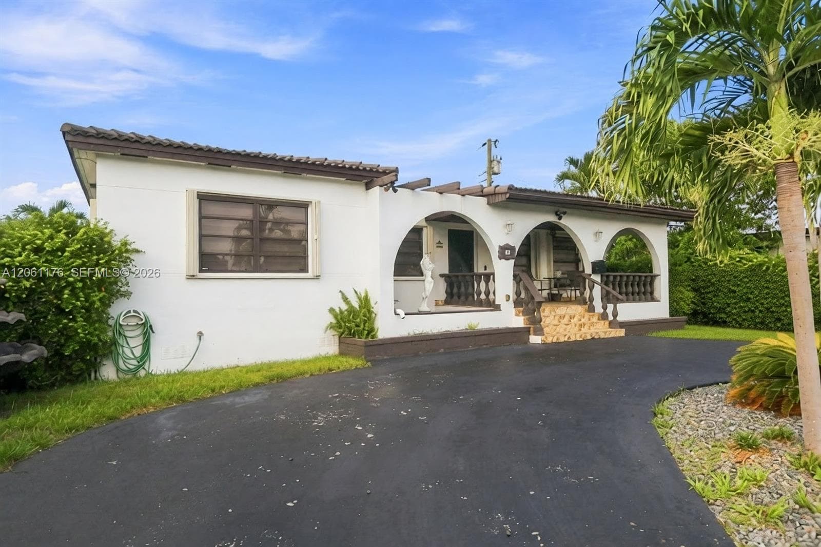 Single-family home at 30 E 36th St, Hialeah — photo 3