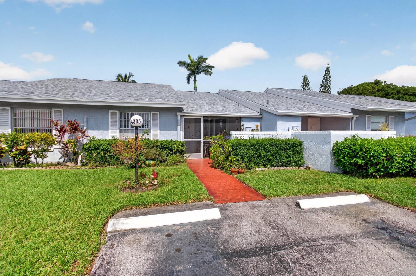 Home at 4305 LUCERNE VILLAS Lane, Lake Worth, FL