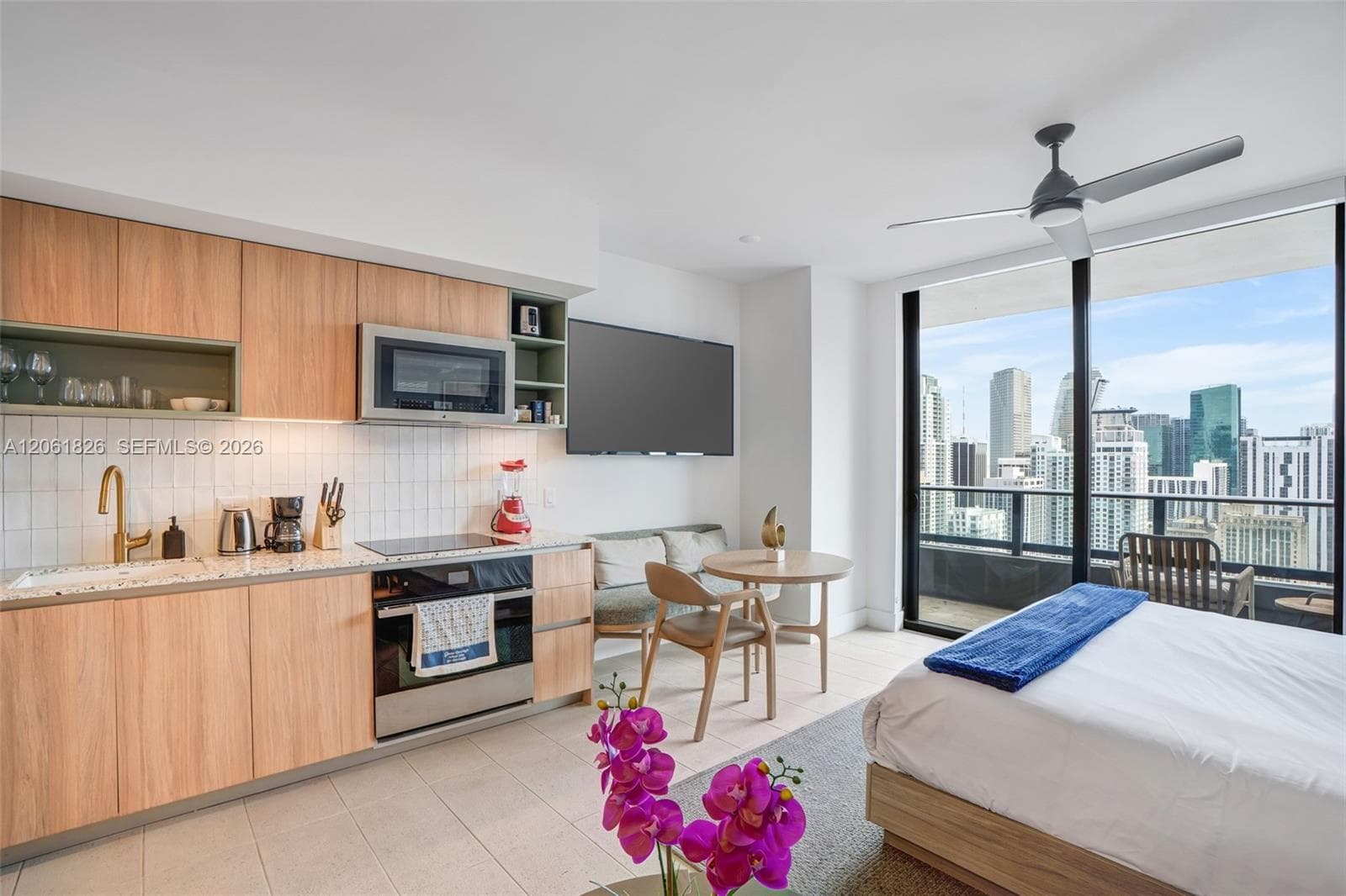 Condo at 159 NE 6th St, Miami — photo 3