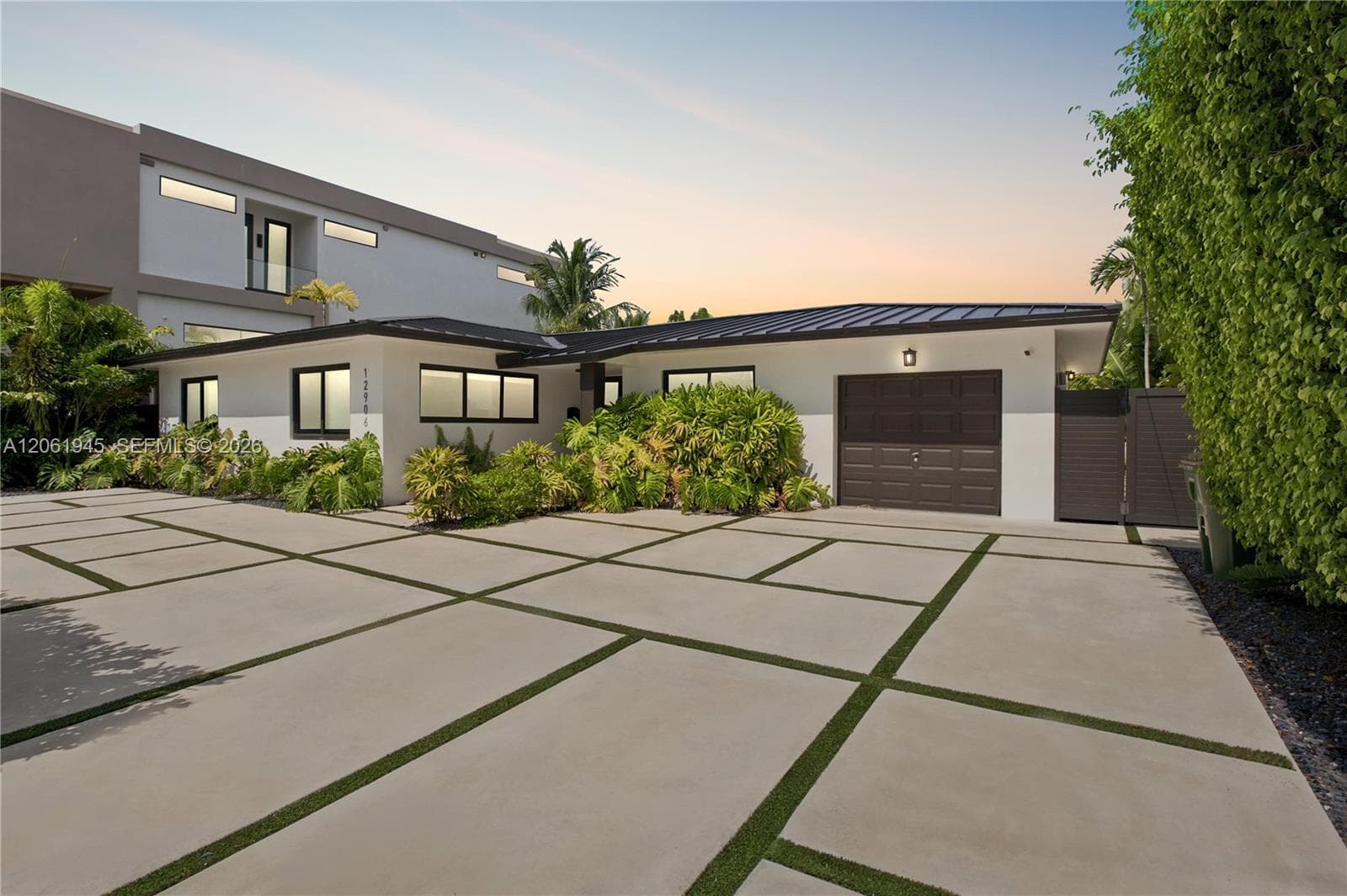 Single-family home at 12906 Cherry Rd, North Miami — photo 1