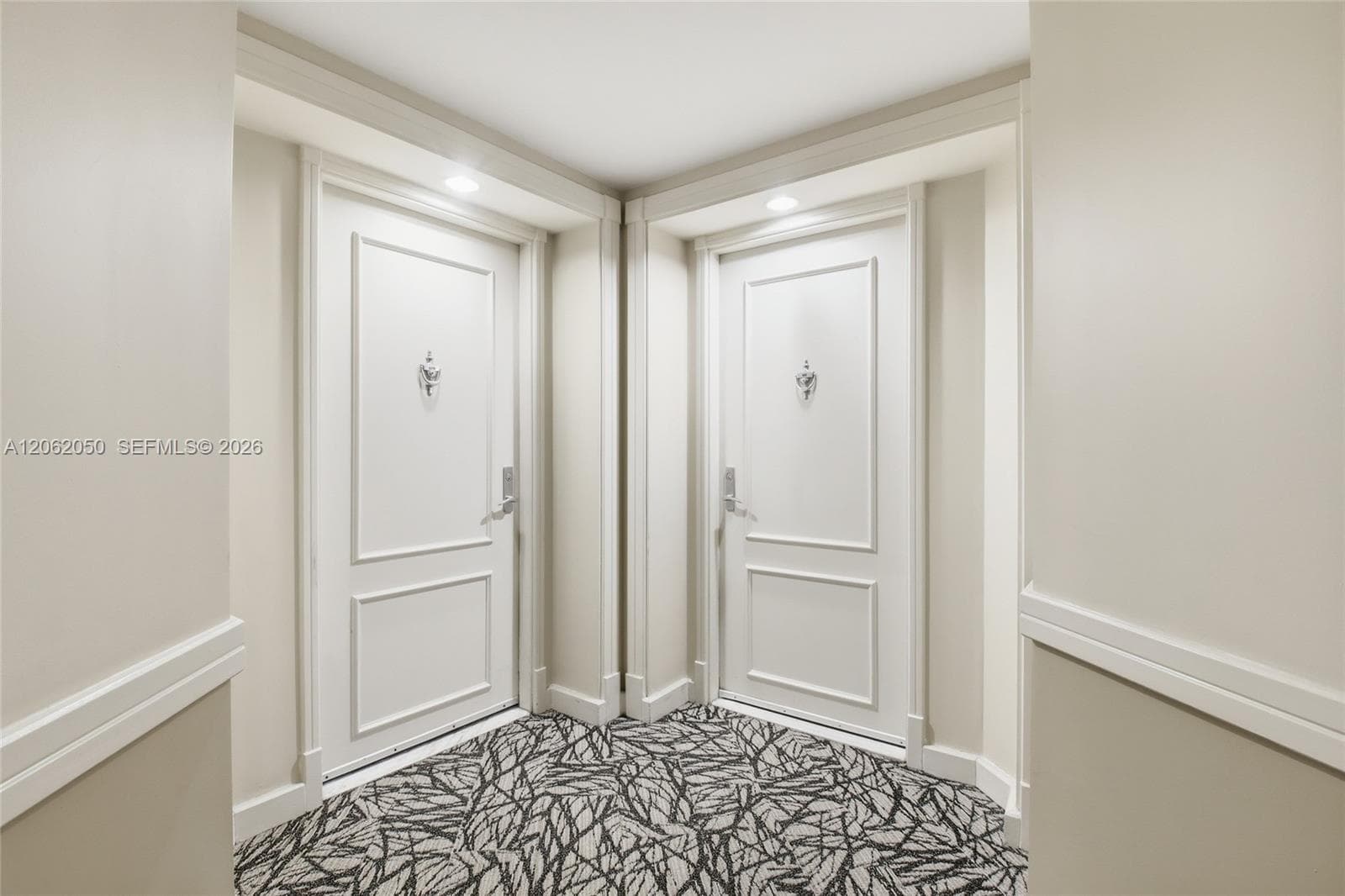 Condo en 701 Brickell Key Blvd, Miami — foto 1