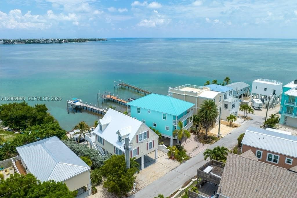 Single-family home en 850 E 105th Street Ocean E, Marathon — foto 2