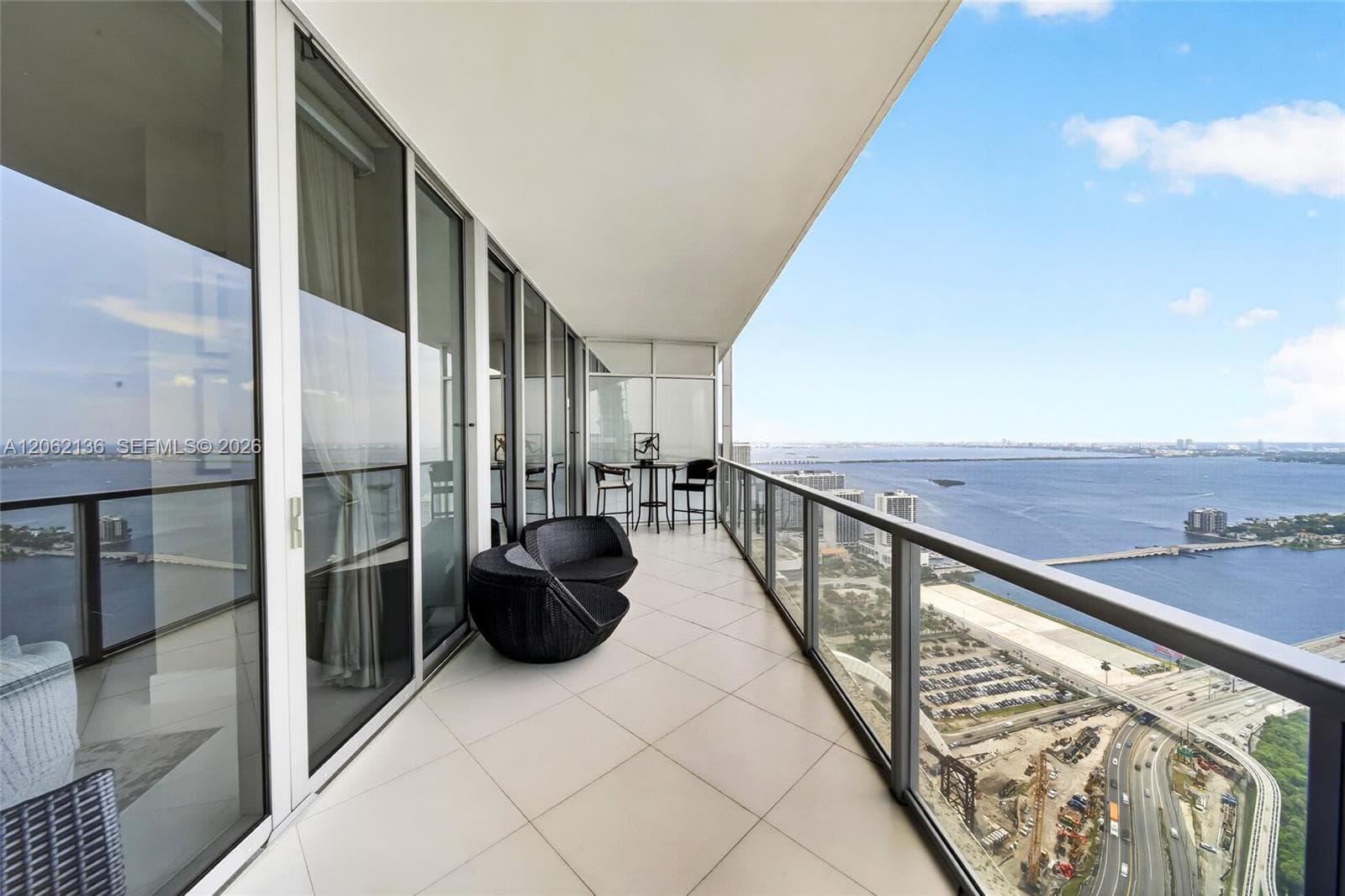 Condo at 1100 Biscayne Blvd, Miami — photo 3