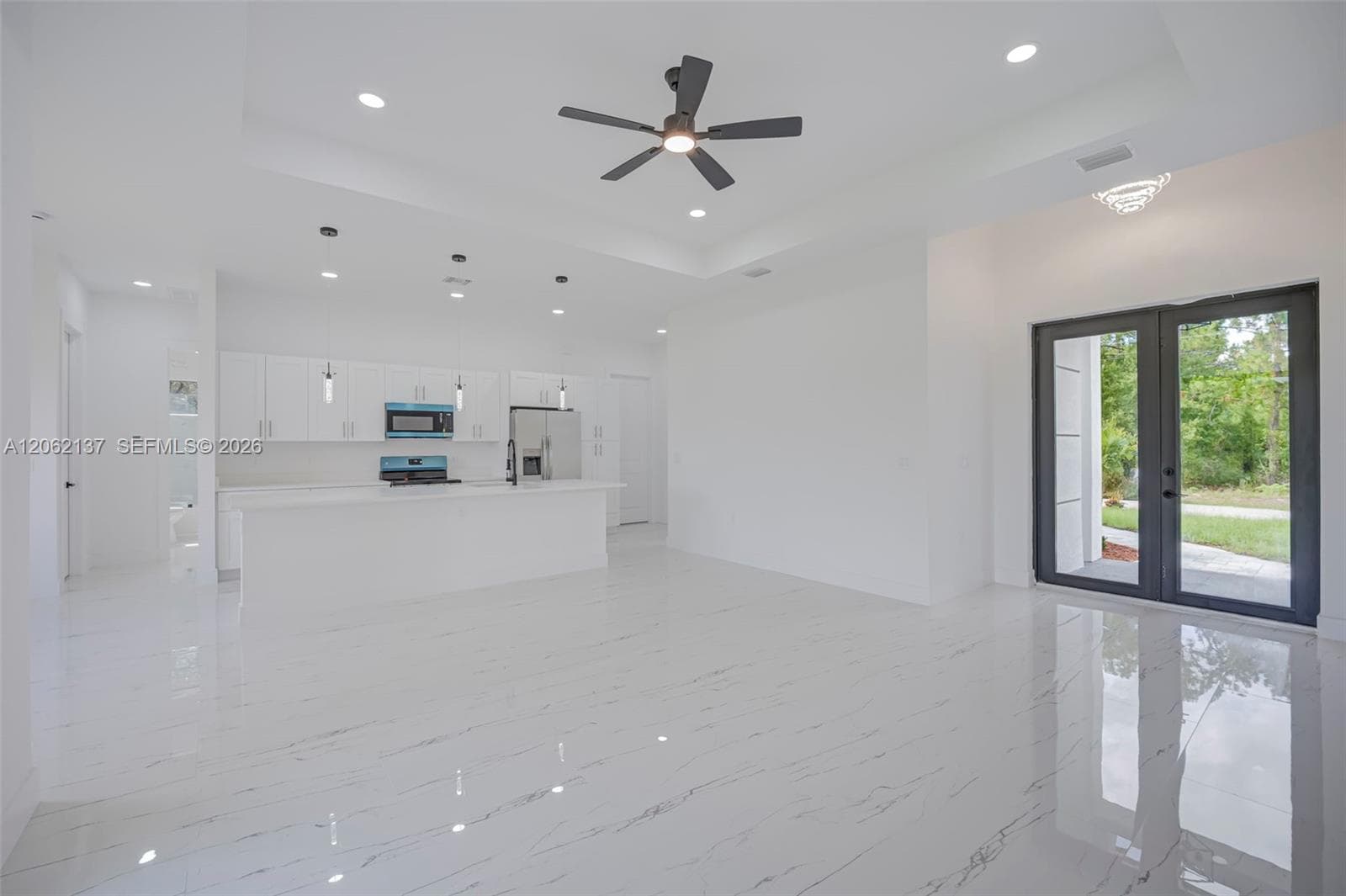 Single-family home at 466 LACONIC AVE, Lehigh Acres — photo 3