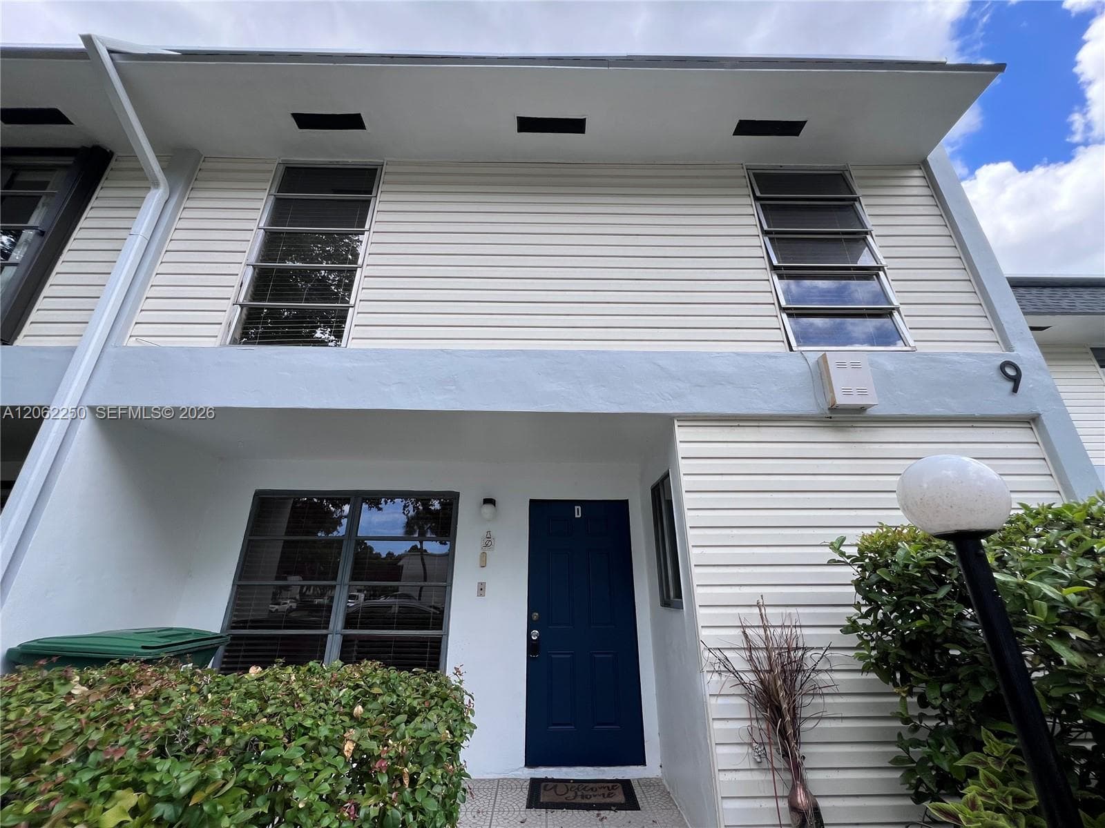 Condo at 2750 N 34th Ave, Hollywood, FL
