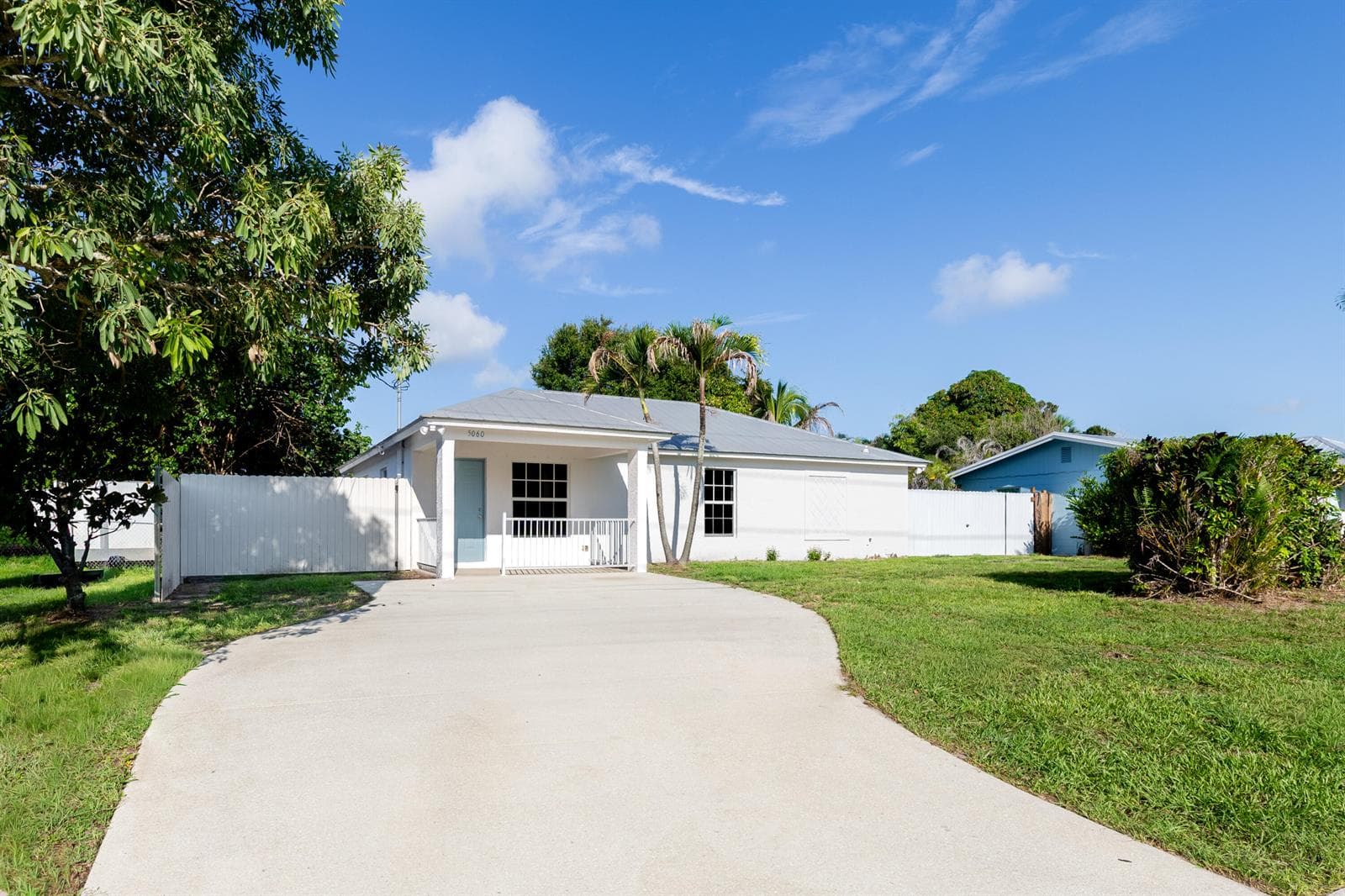 Single-family home at 5060 SE EBBTIDE Avenue, Stuart, FL