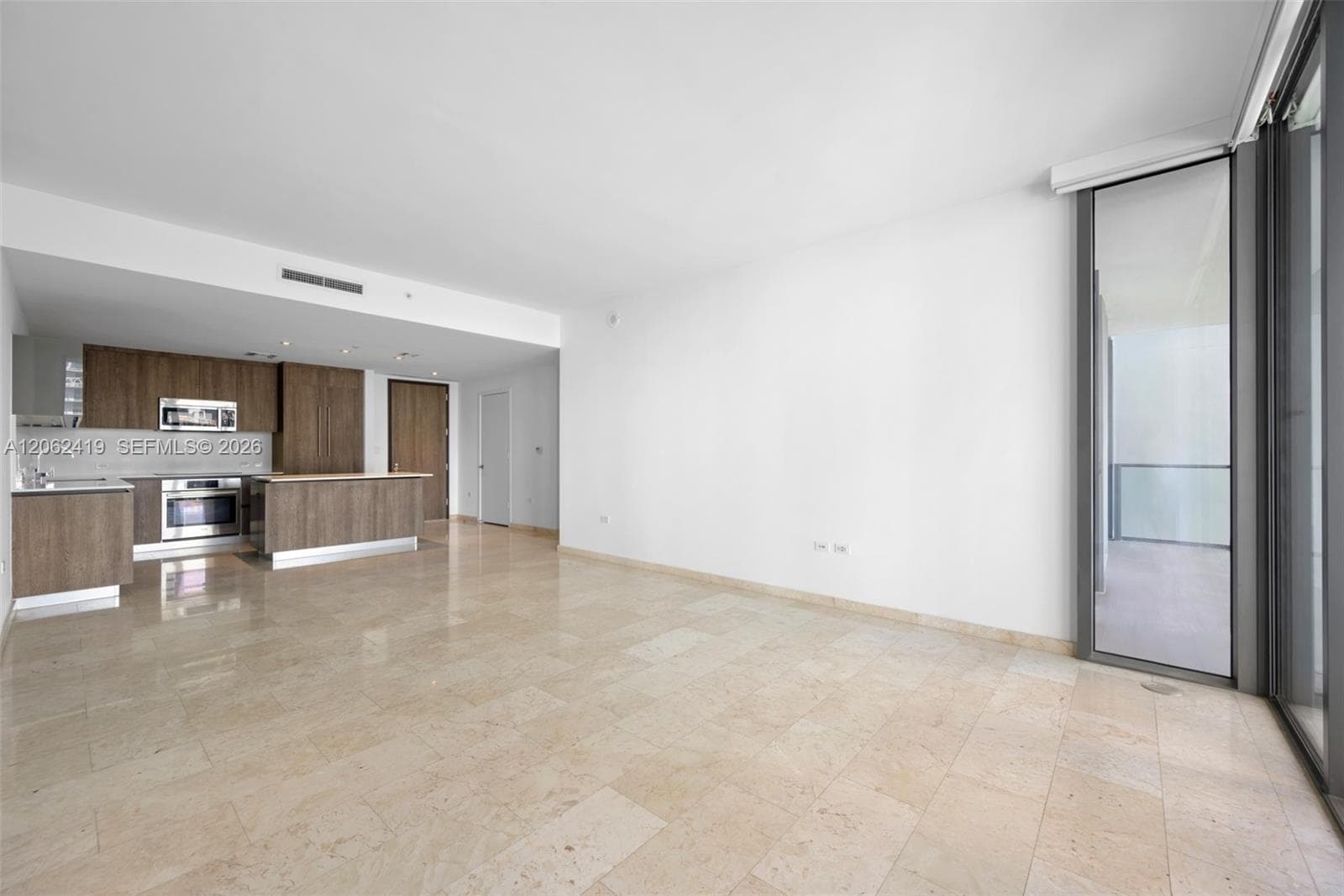 Condo at 68 SE 6th St, Miami — photo 3