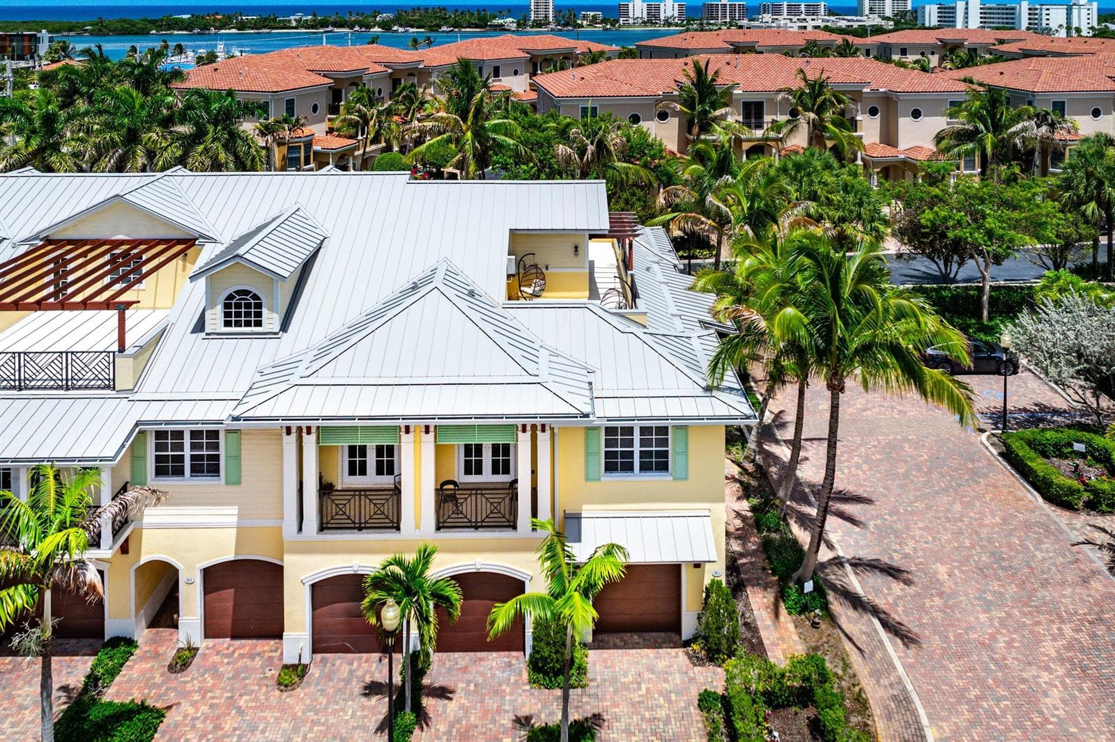 Townhouse at 3770 County Line Road, Tequesta, FL