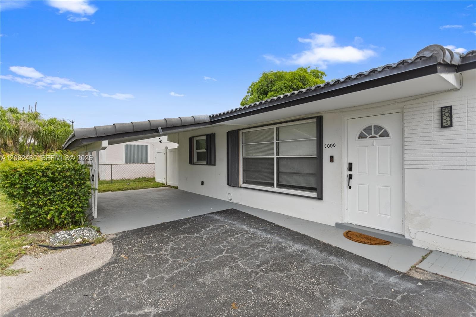 Single-family home at 1000 NW 23rd Ter, Pompano Beach — photo 3