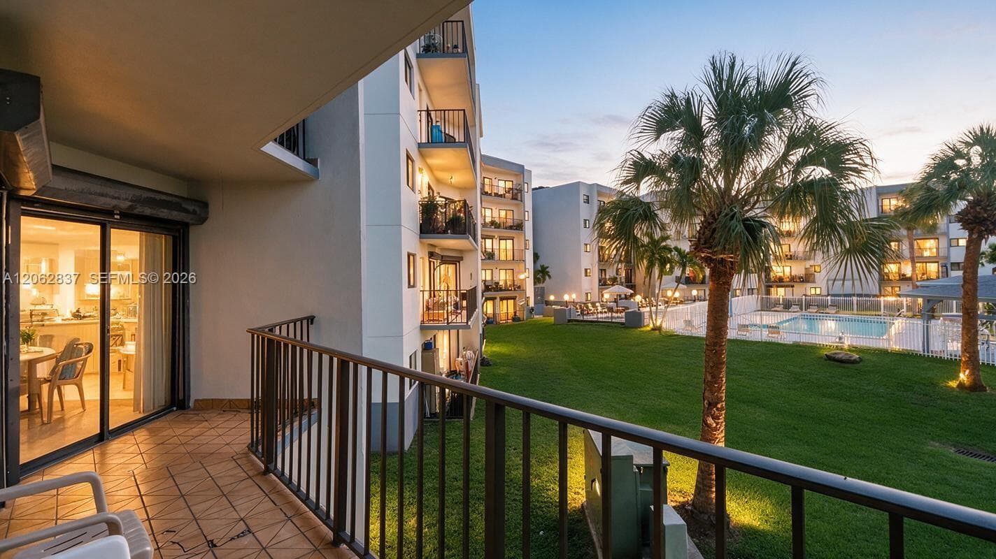 Condo at 1820 W 53rd St, Hialeah — photo 1