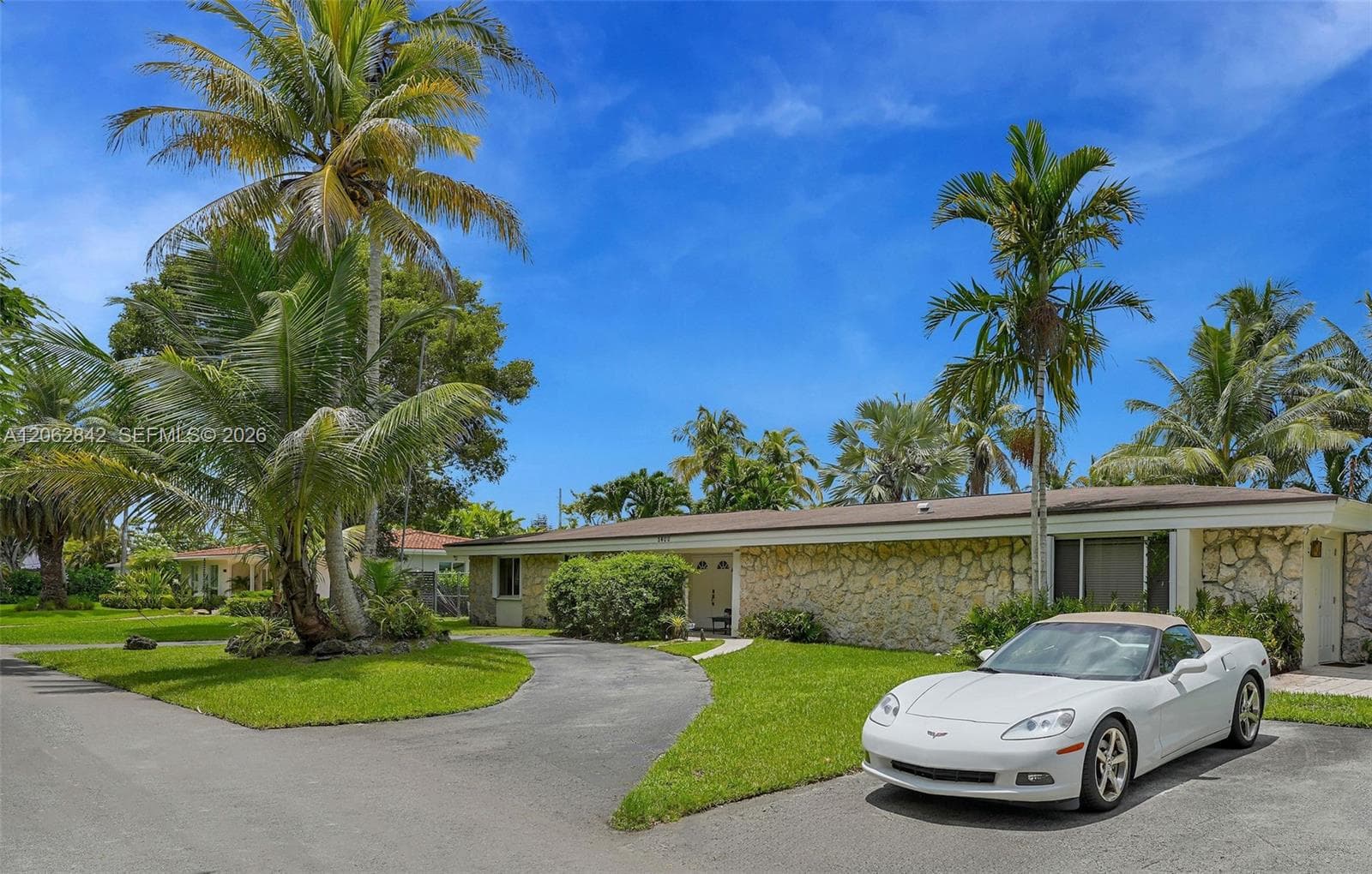 Single-family home at 5400 SW 63rd Ct, Miami — photo 1