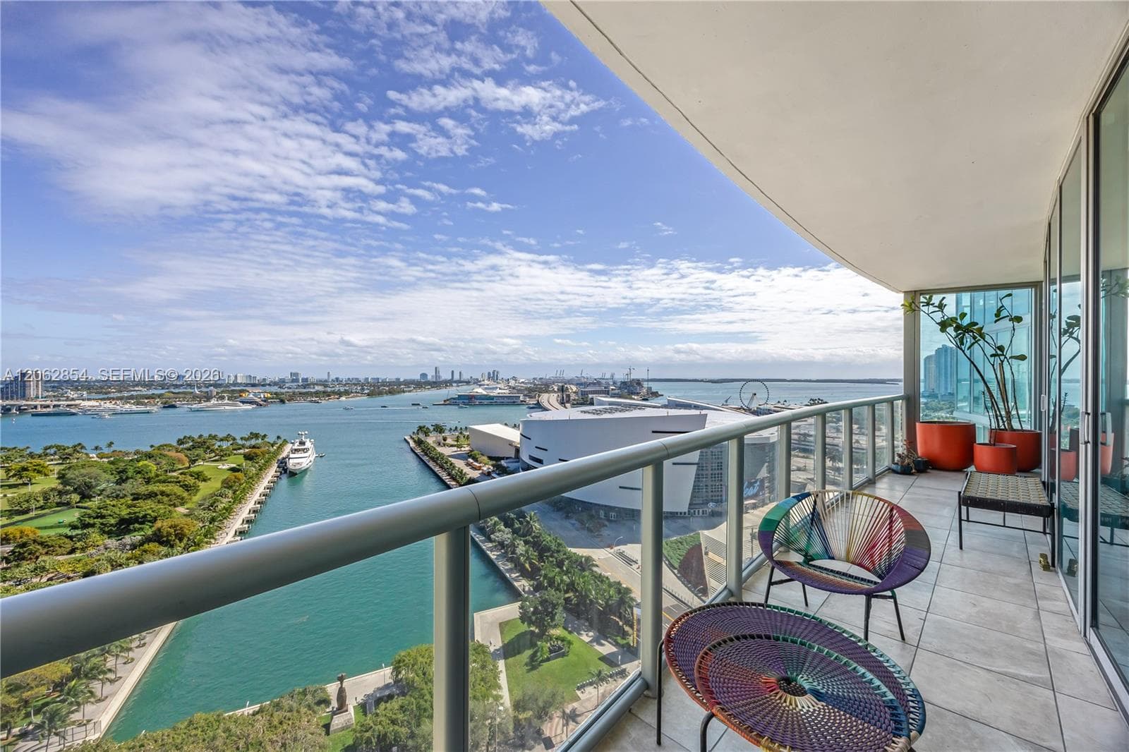 Condo at 888 Biscayne Blvd, Miami — photo 1