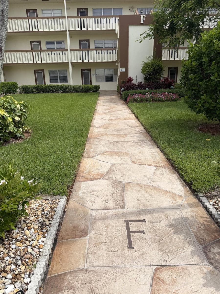 Condo at 229 Mansfield F, Boca Raton, FL