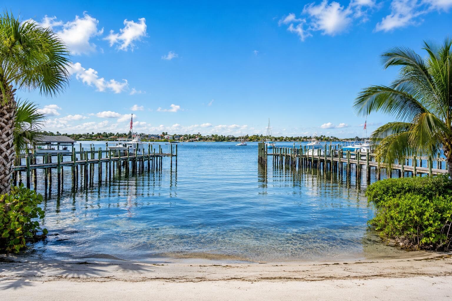 Condo at 624 SW St Lucie Crescent, Stuart, FL