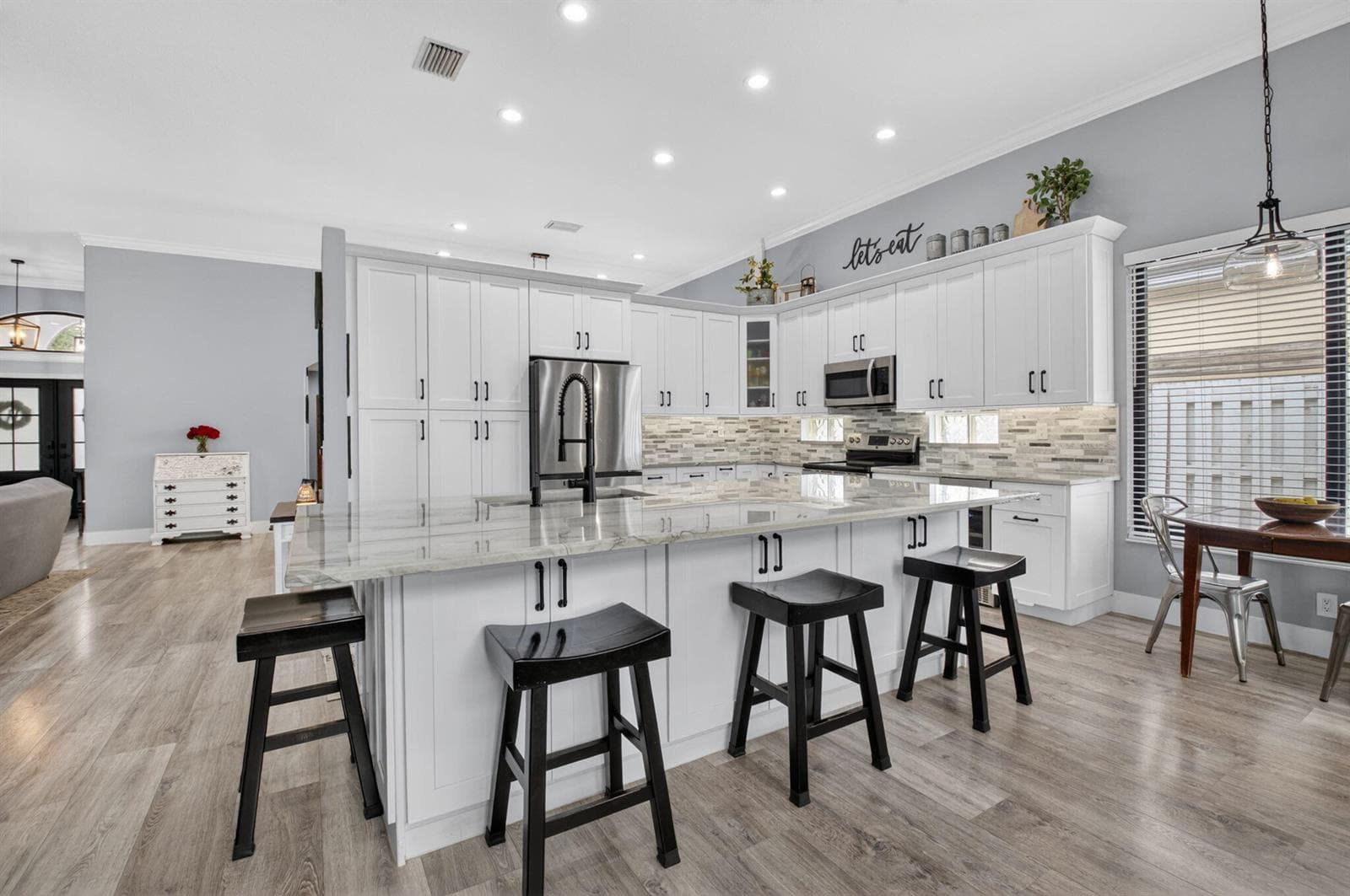 Single-family home at 6133 Indian Forest Circle, Lake Worth, FL