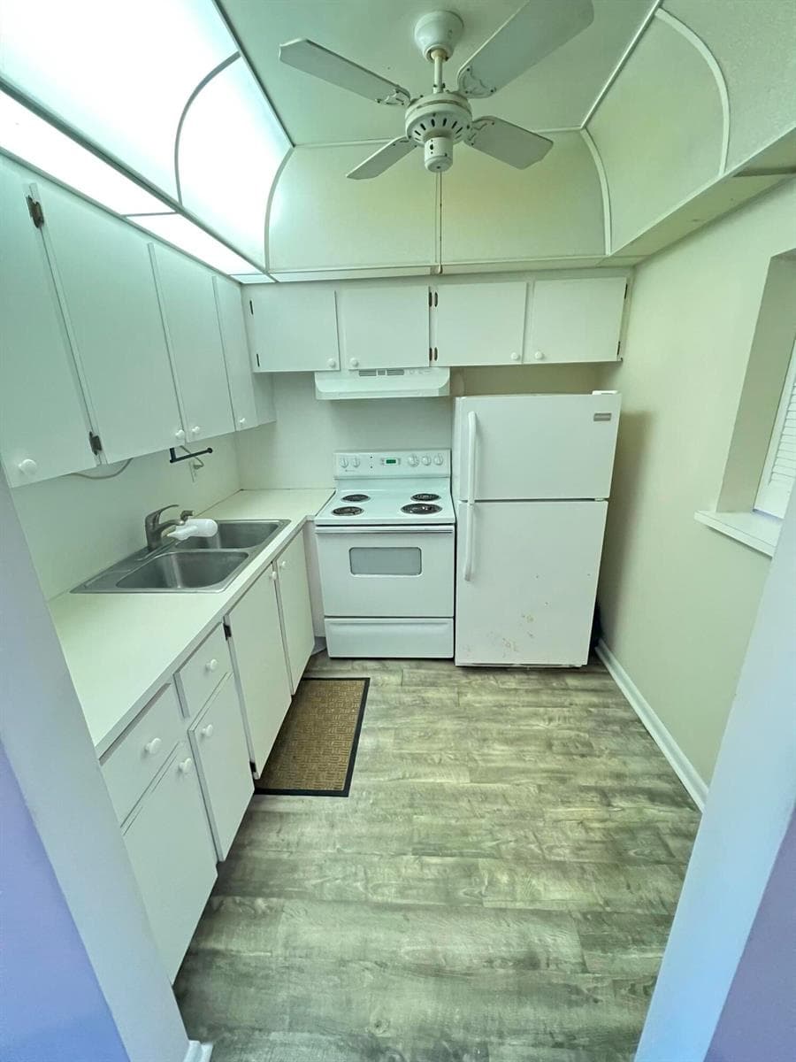 Condo at 31 NORWICH B, West Palm Beach, FL