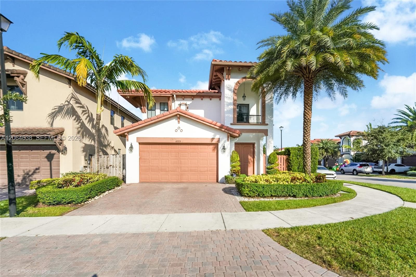 Single-family home at 8723 NW 102nd Pl, Doral, FL