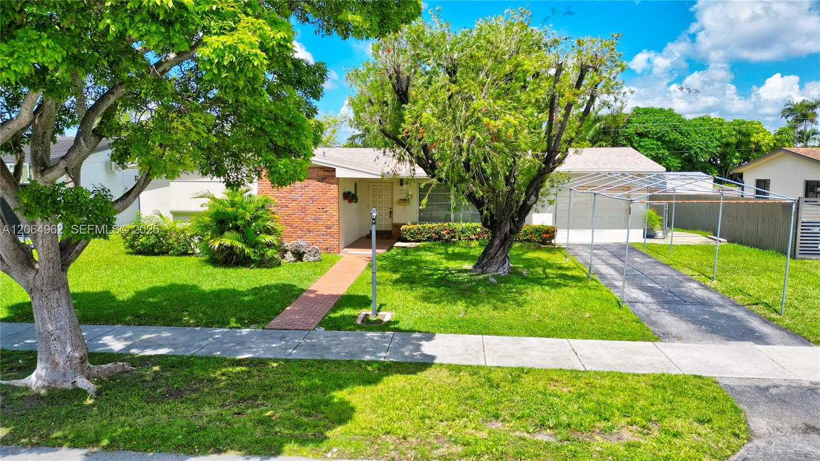 Single-family home at 1730 SW 97th Pl, Miami — photo 2