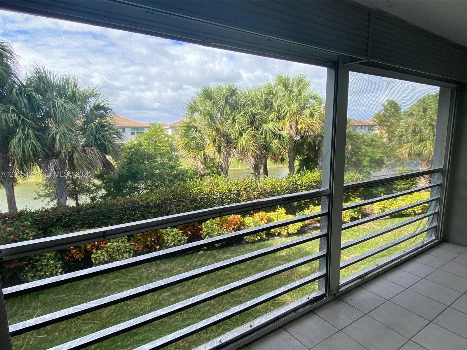 Condo at 4291 NW 9th Ave, Deerfield Beach, FL